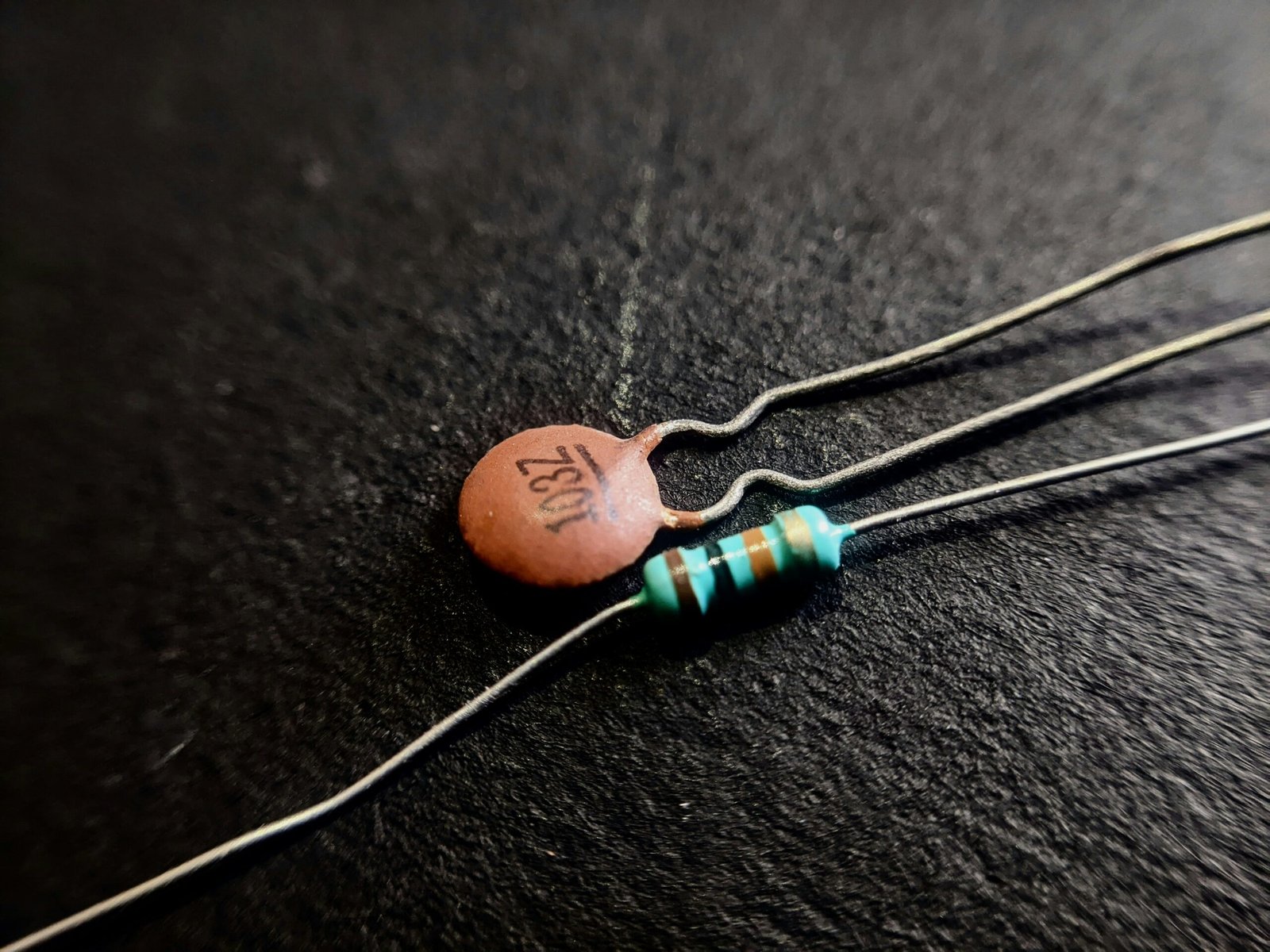 Resistor Kya Hota Hai